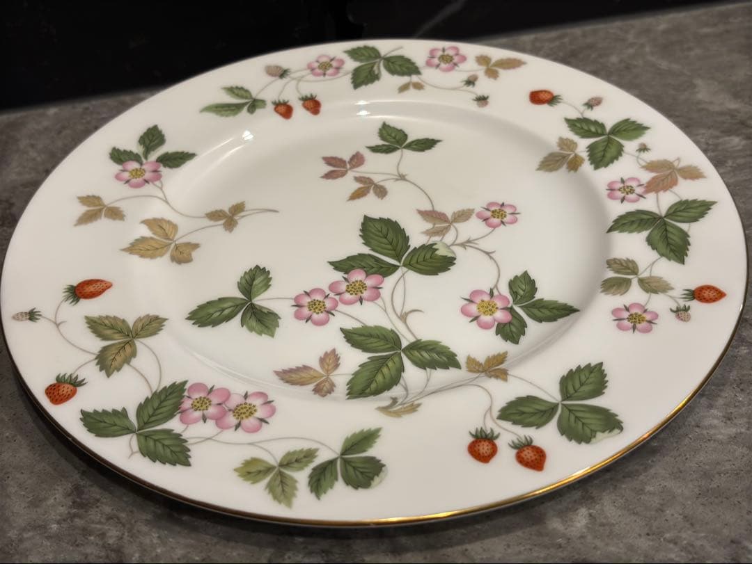 ウエッジウッド　ワイルドストロベリー