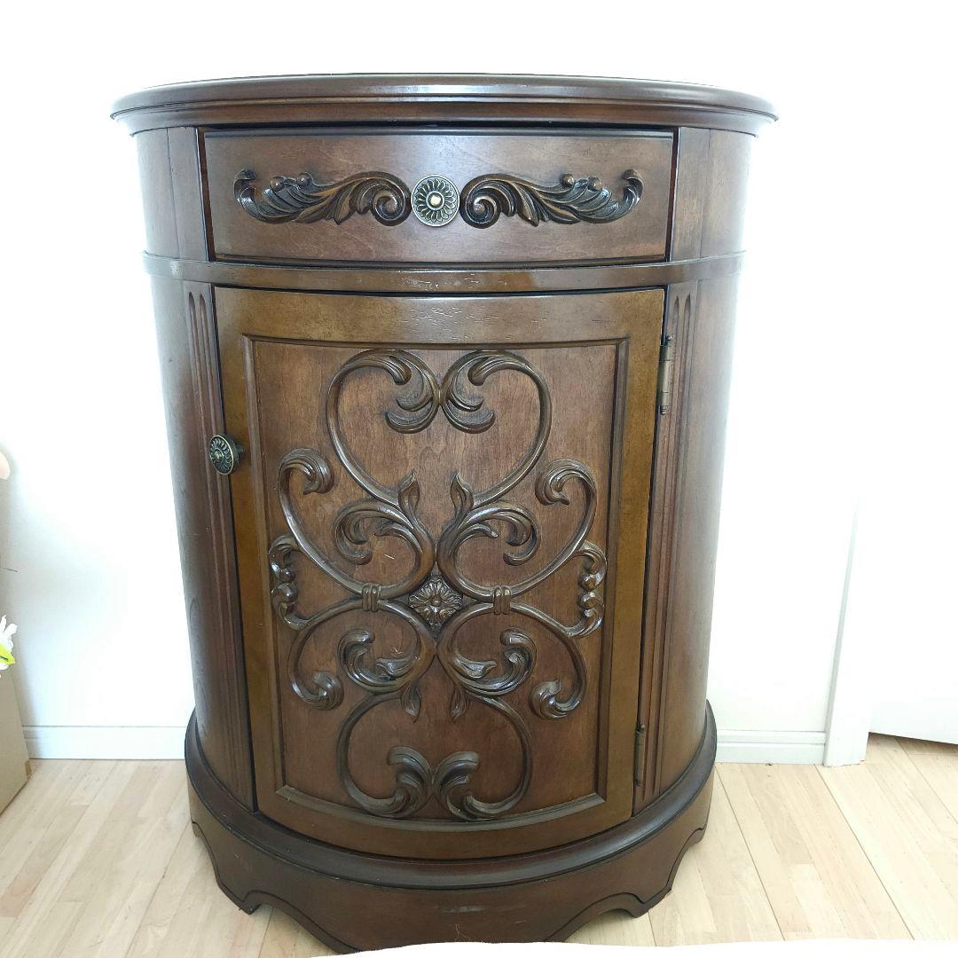 USA アシュレイ ファニチャー重厚感キャビネット