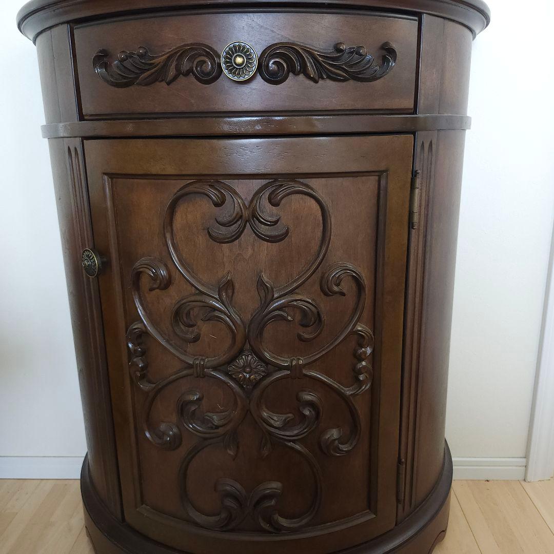 USA アシュレイ ファニチャー重厚感キャビネット