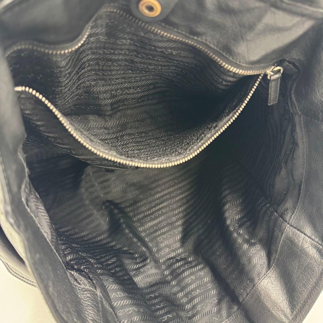 PRADA プラダ 大きめ レザー トートバッグ ショルダーバッグ ブラック