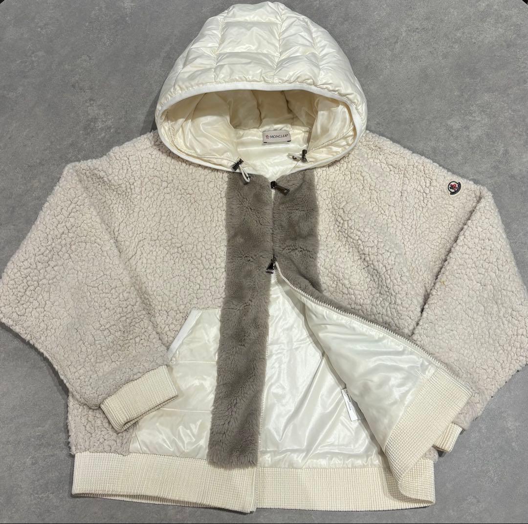 モンクレール ボアダウンジャケット　ボアジャケット　ダウンパーカー　定価22万円