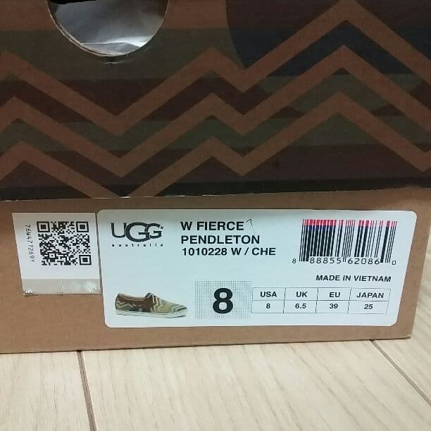 値下げ中!!【UGG】★PENDLETON★ペンドルトン★25㎝★US8