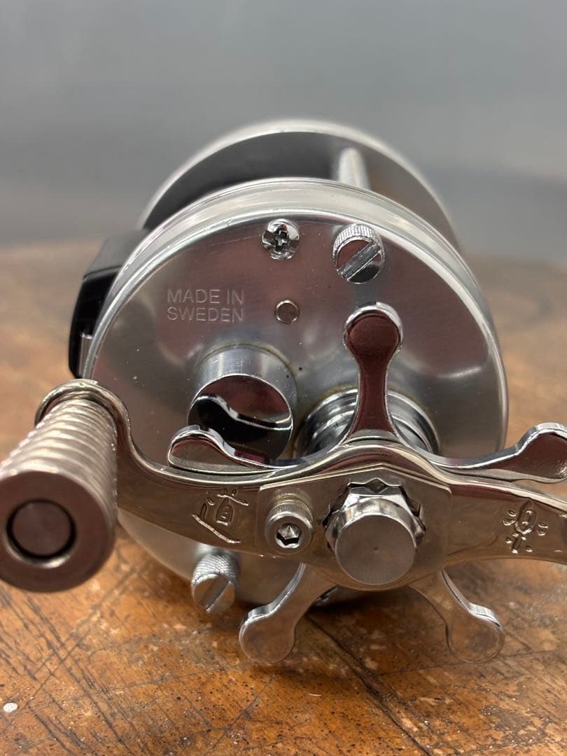 ABU Ambassadeur 2600 IAR ベイトリール