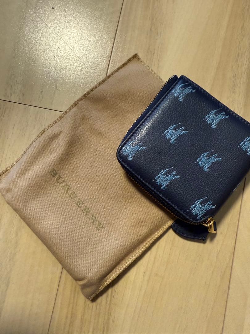 BURBERRY ネイビー ケース
