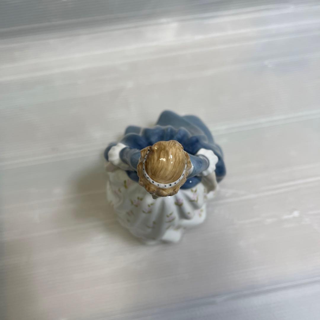 ロイヤルドルトン　  置物　インテリア