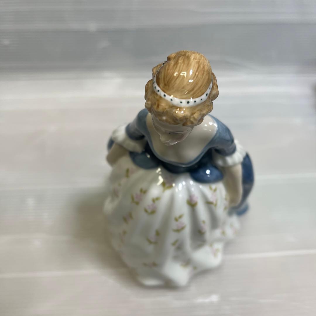 ロイヤルドルトン　  置物　インテリア