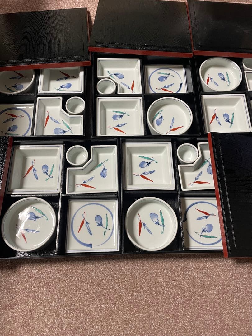 花と鳥の絵柄 食器　5セット