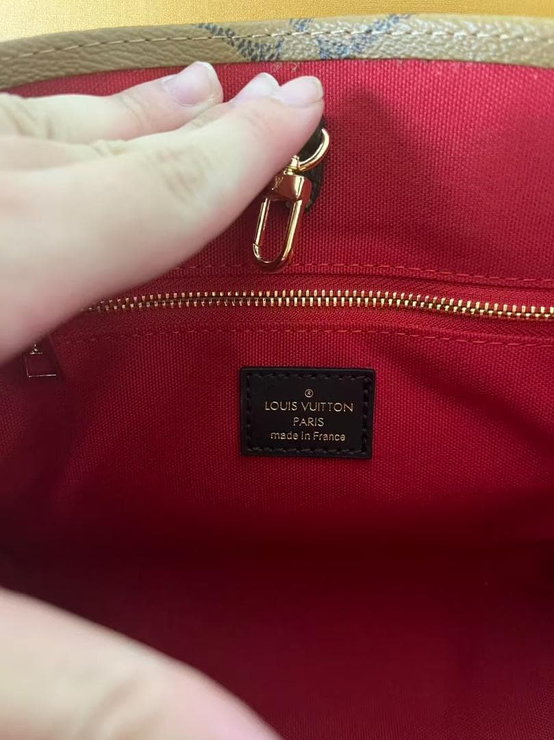 Louis Vuitton オンザゴー バッグ