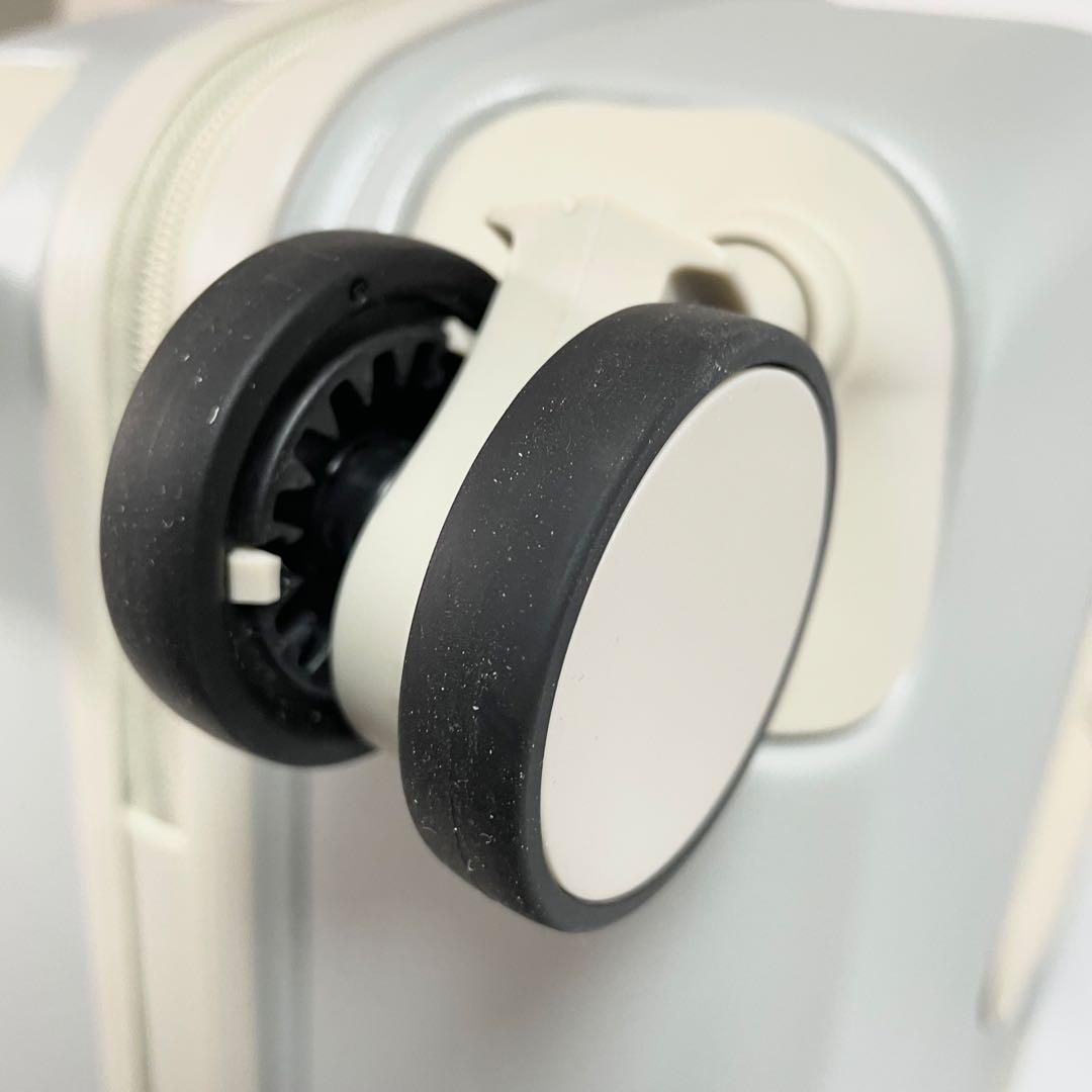 【美品】ノリッコ　NORICCO スーツケース　キャリーケース　グレー