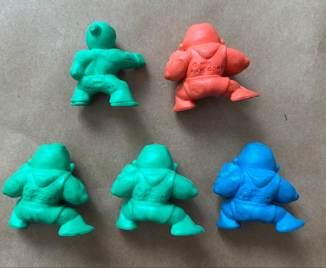 餓狼伝説　消しゴム　３７個セット