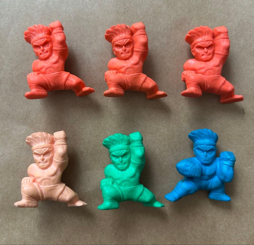 餓狼伝説　消しゴム　３７個セット