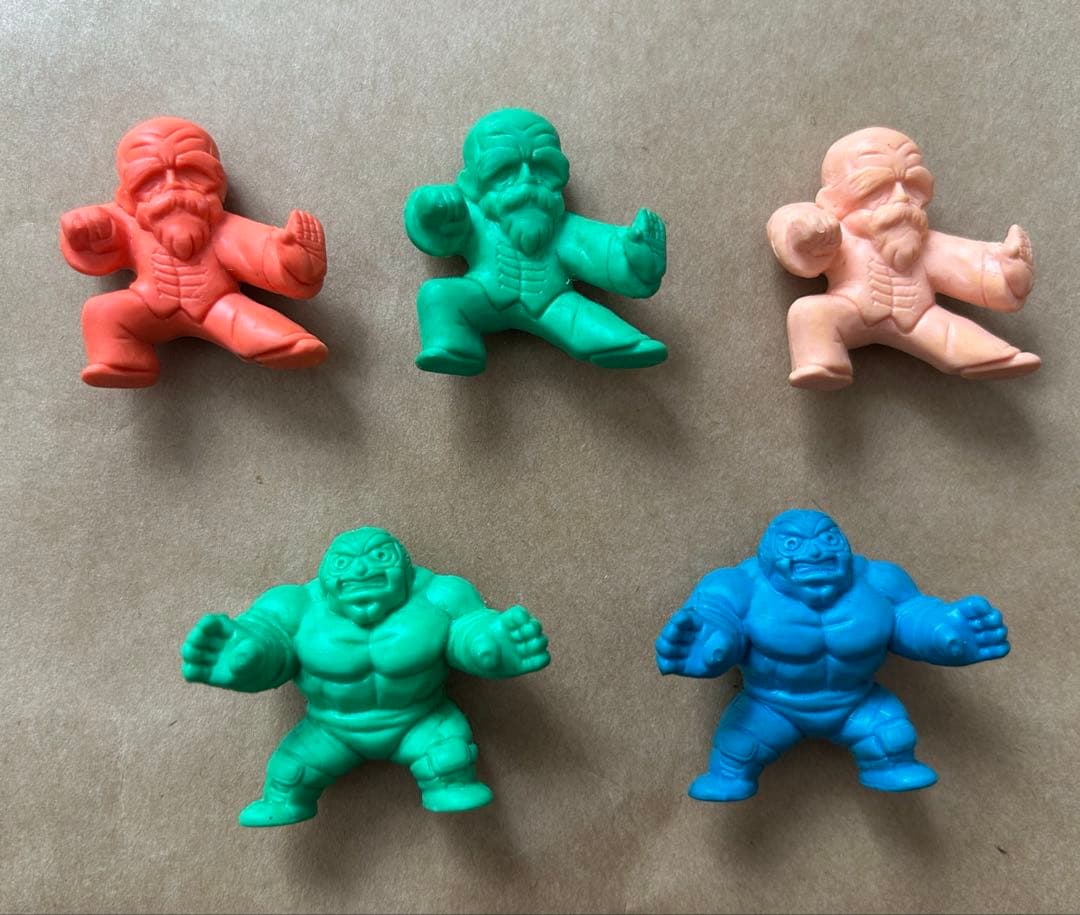 餓狼伝説　消しゴム　３７個セット