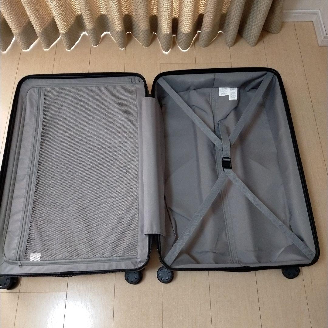 無印良品ハードキャリー87L限定色カーキ 4輪