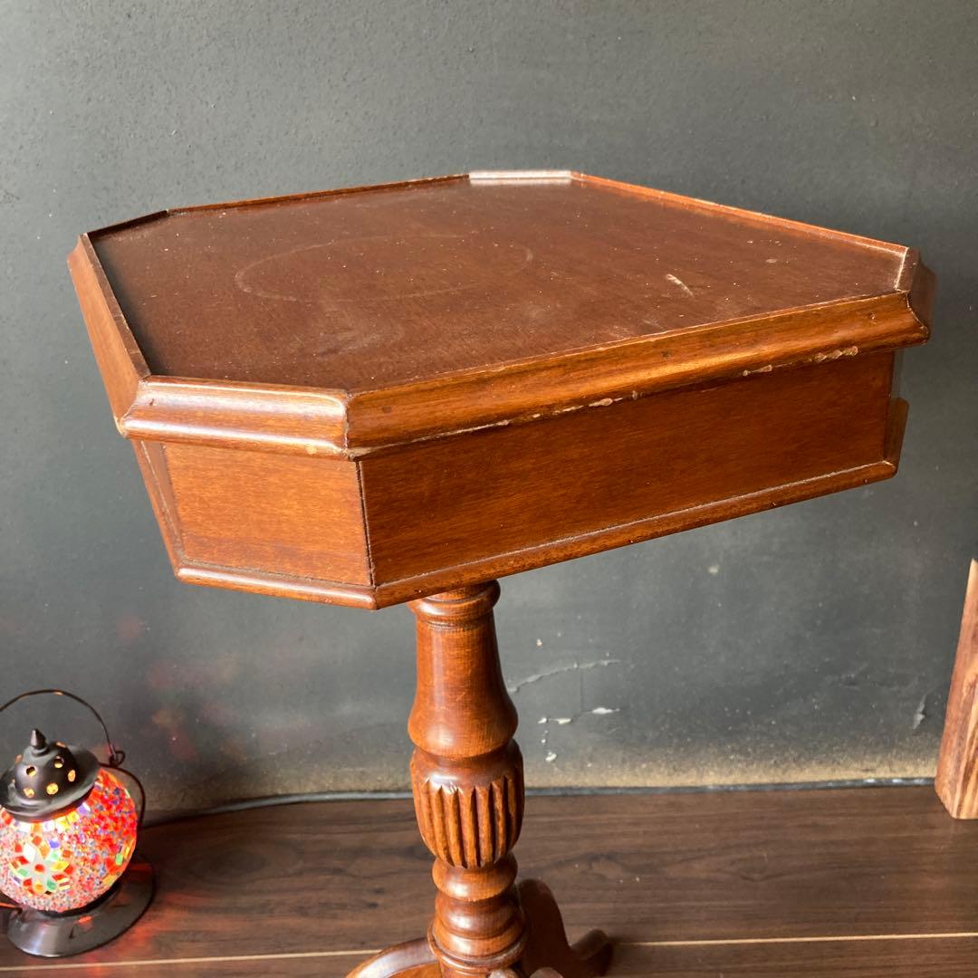 【送料込み】アンティーク風　サイドテーブル　コンソール　木製