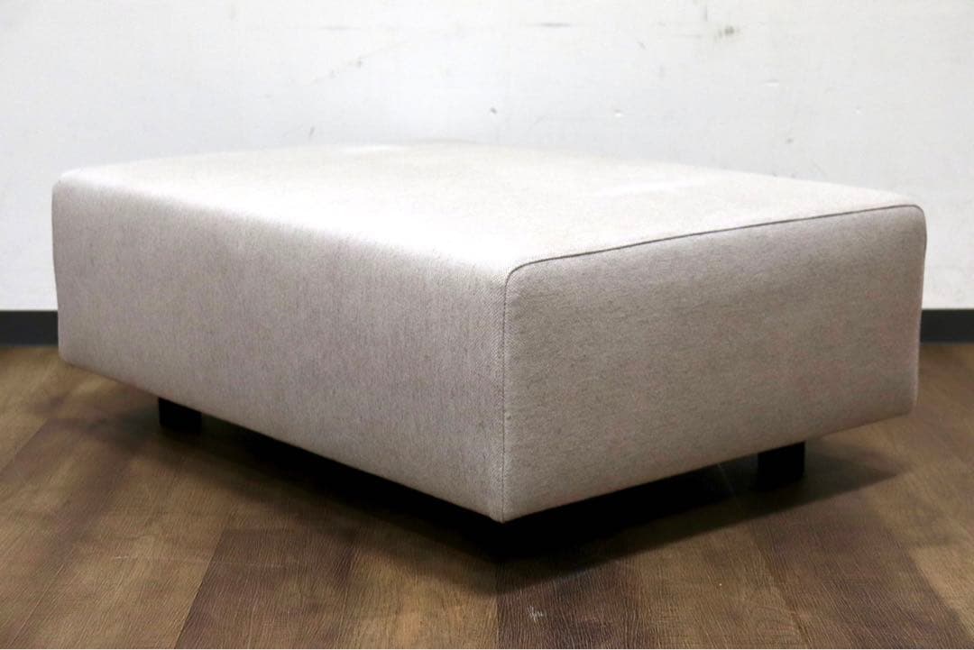 GMIH121C○cassina ix /イクスシー LIVING DIVANI