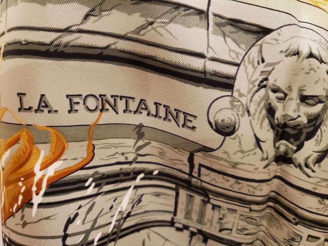 【極美品】HERMES　カレ90 ～バルトルディの泉～ グレイッシュブルー