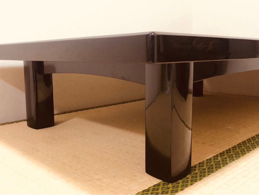 【説明文必須】輪島塗で中々出会えないの茶棚と座卓　対のセットです