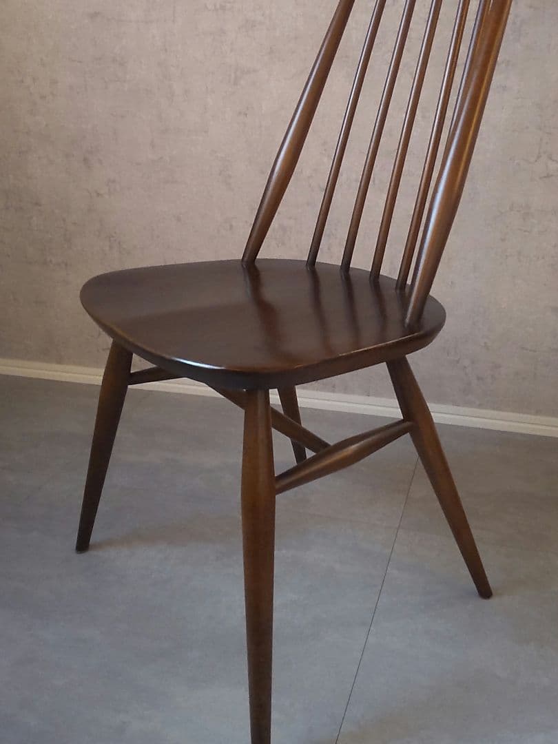 アーコール　ゴールドスミスチェア