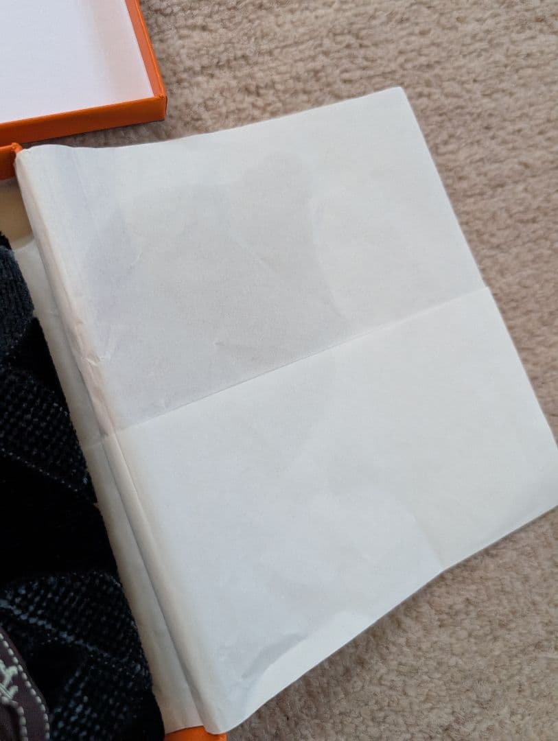 エルメス　ハンドタオル　シルク　ブラック　グレー　レア　新品　タグ付き