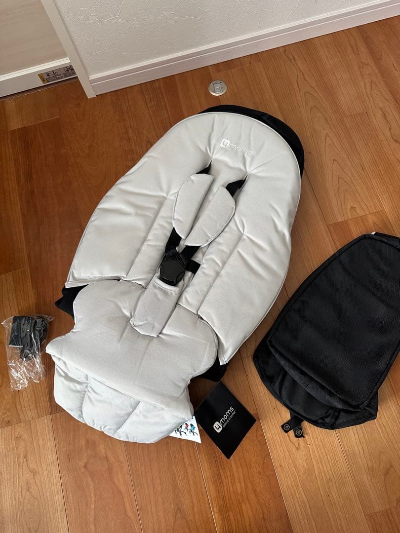 【新品・未使用】4moms 自動開閉　電動開閉　ベビーカー　stroller