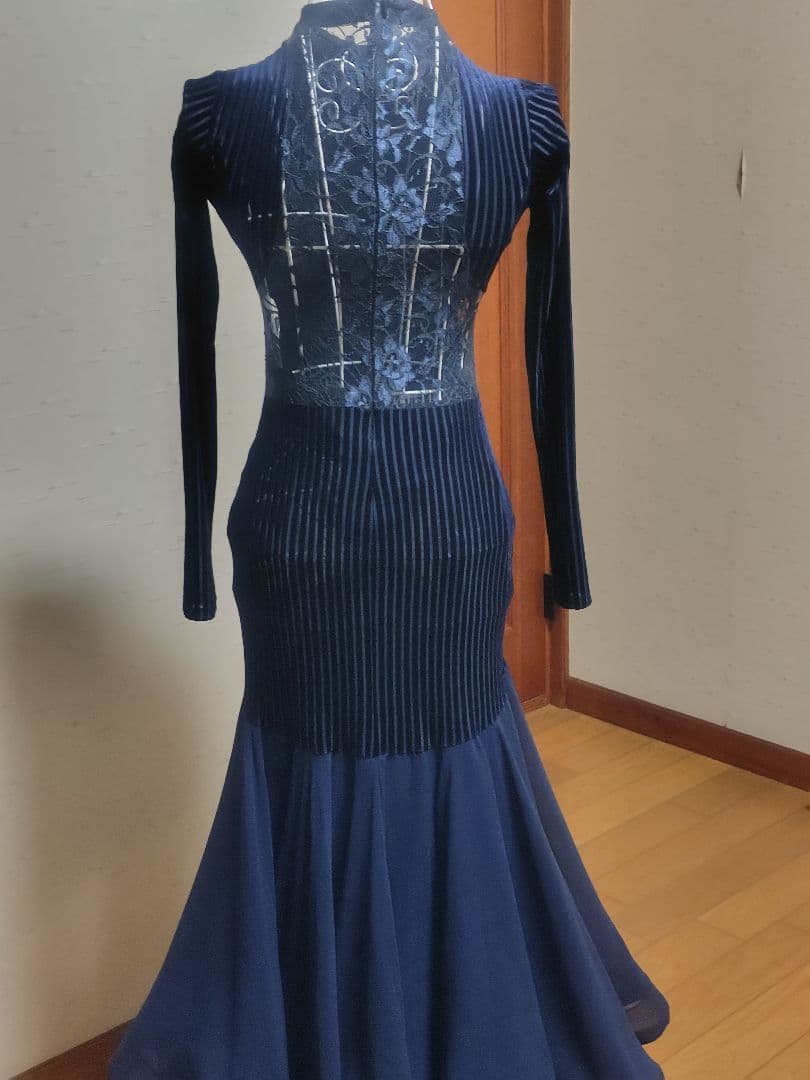 ADSジャパンのニューヨーク製マーメイドがキュートベロアとシフォンがエレガント