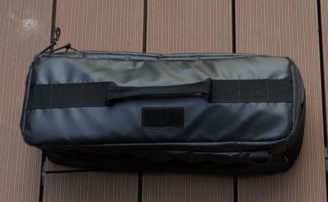 Helinox　テーブルワンソリッドトップ及びフレーム収納コンテナ付き