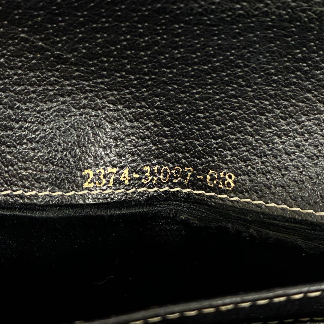 FENDI 二つ折り財布 ブラック