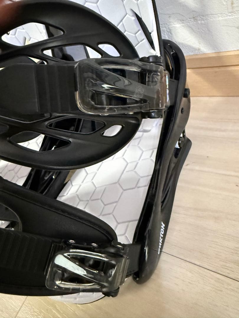 Burton Smalls Lサイズスノーボードビンディング ブラック/ホワイト