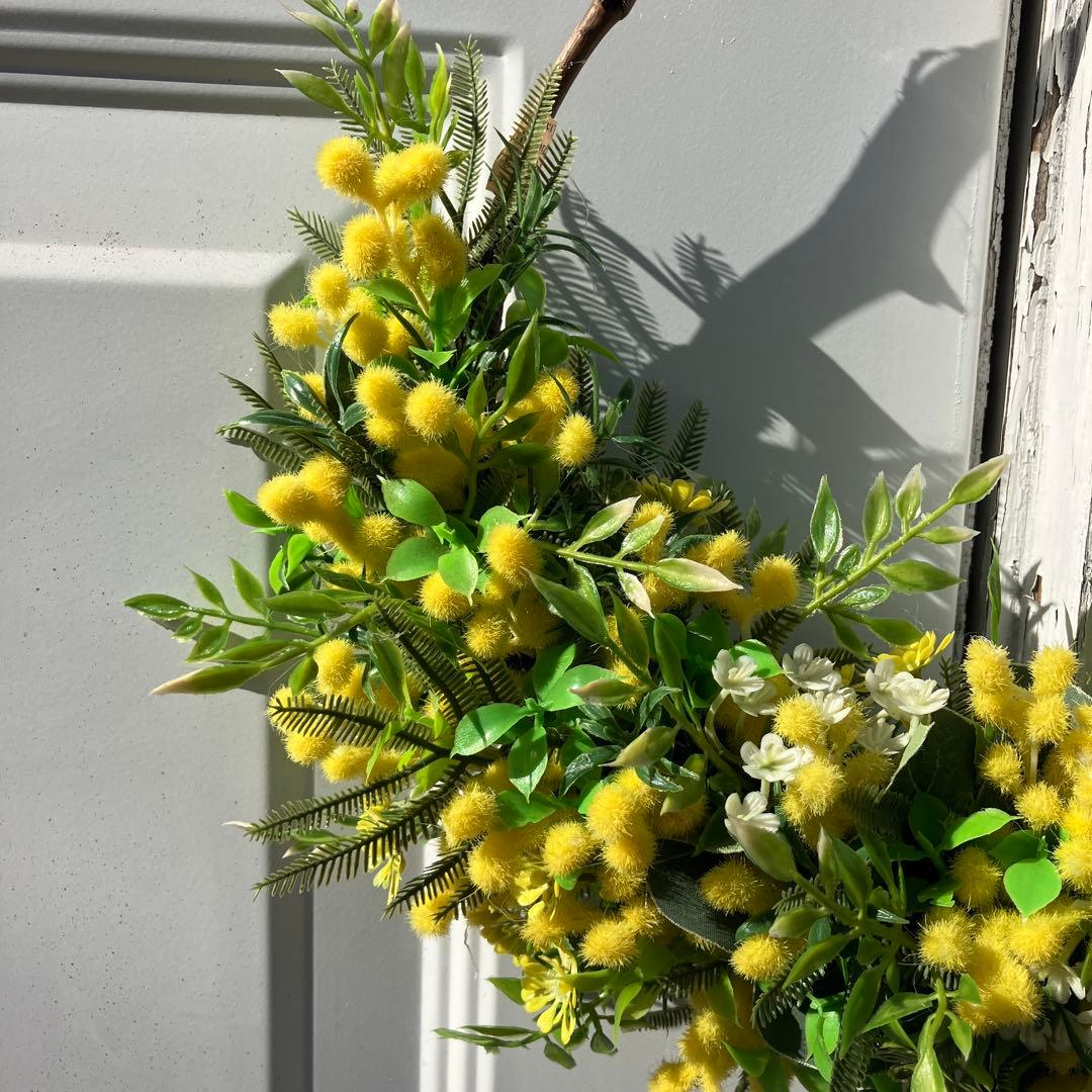 みぃです。もふもふミモザと麻リボンのリース・シフォンリボンのリース 2点