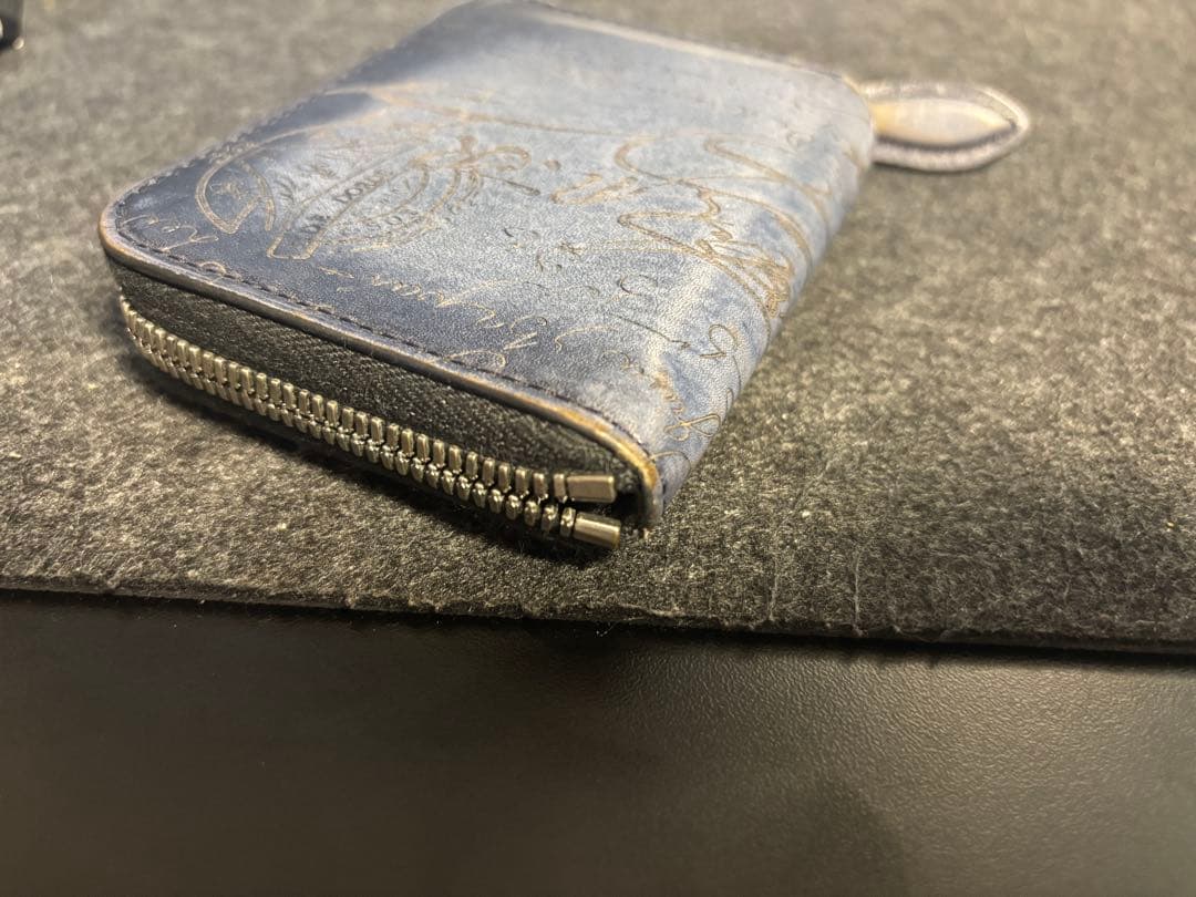 ベルルッティ 限定色　ワパ　スクリットレザー　ジップ付きケース