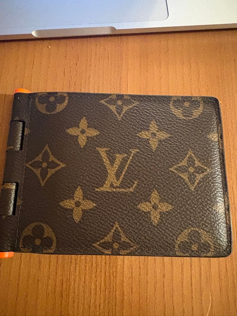 LouisVuitton Virgil abloh ヒンジ　折り財布
