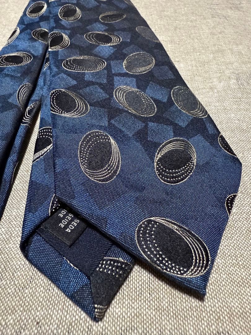 Holliday & Brown／BEAMS F別注／サークル／ジャガードタイ