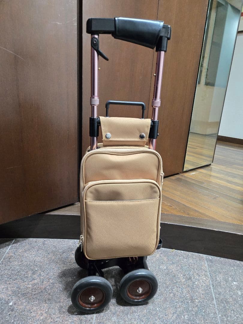 キャリーカート　高齢者用