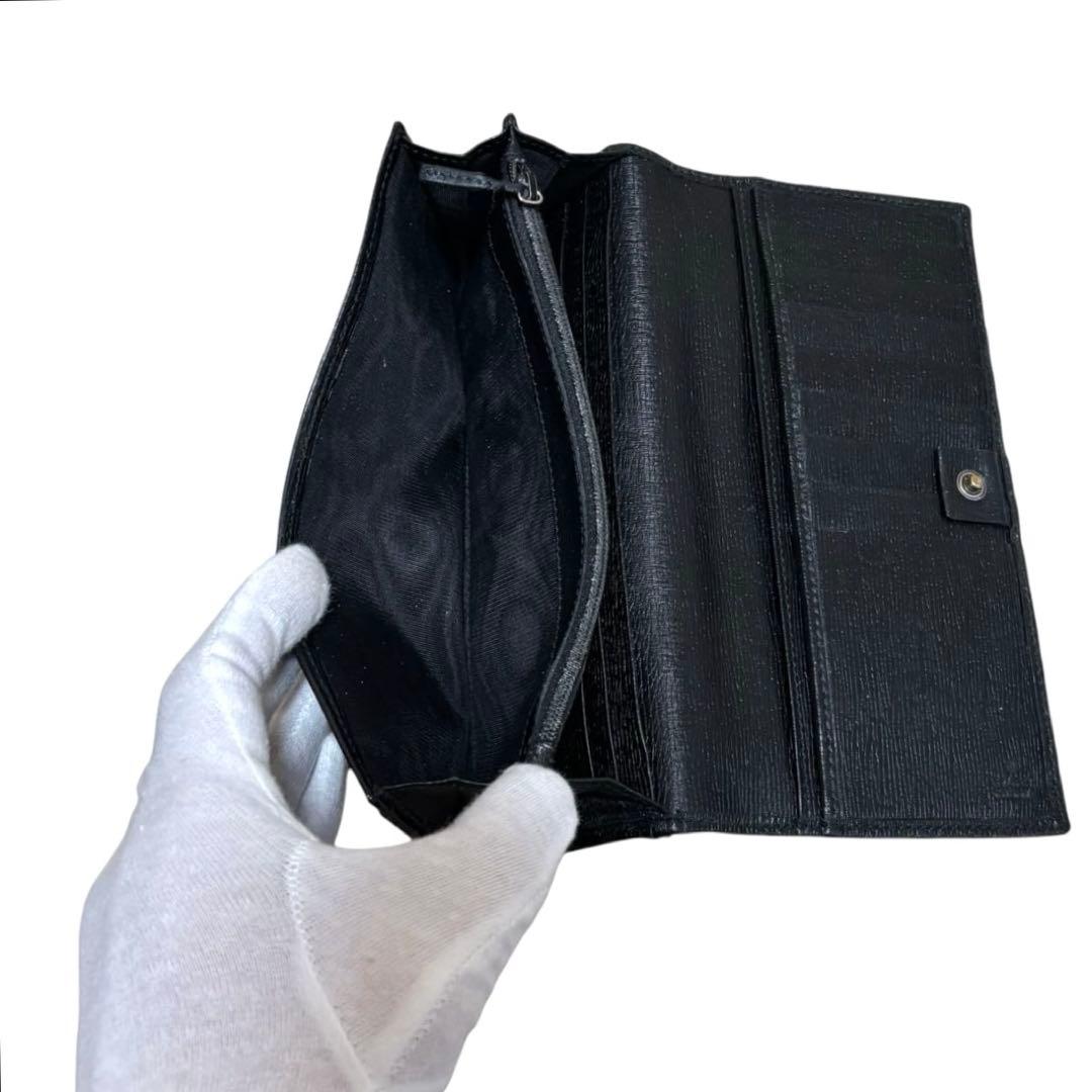 グッチ　112 グッチ　長財布　レザー　ブラック　インターロッキング金具　G金具