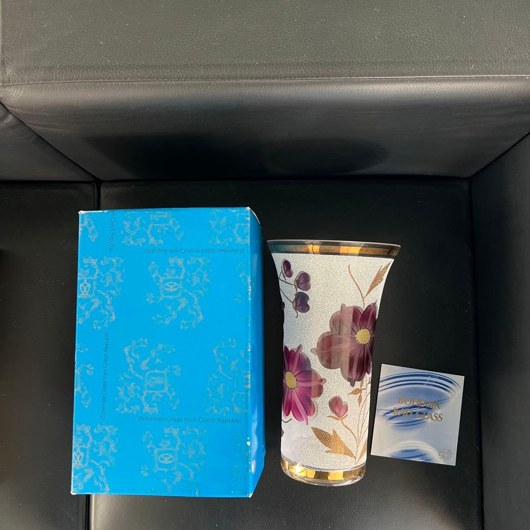 ボヘミアングラス　チェコ製　新品未使用