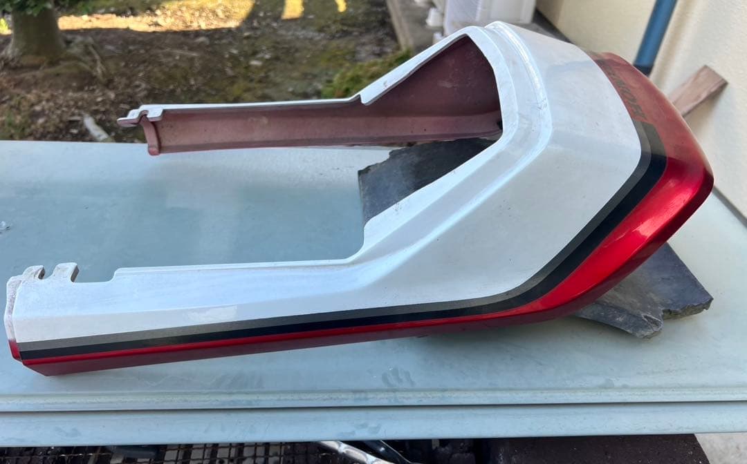 CBX400f2型純正テールカウル