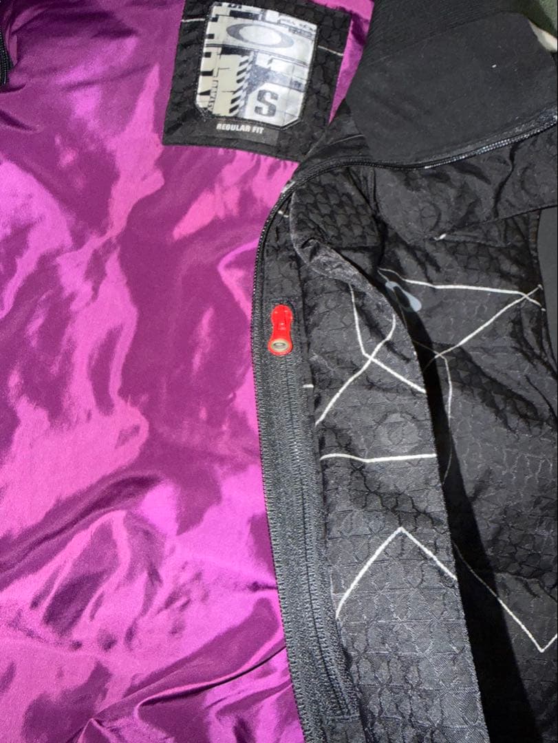 オークリー スノーボードウェア ブラック/パープル USのSサイズ