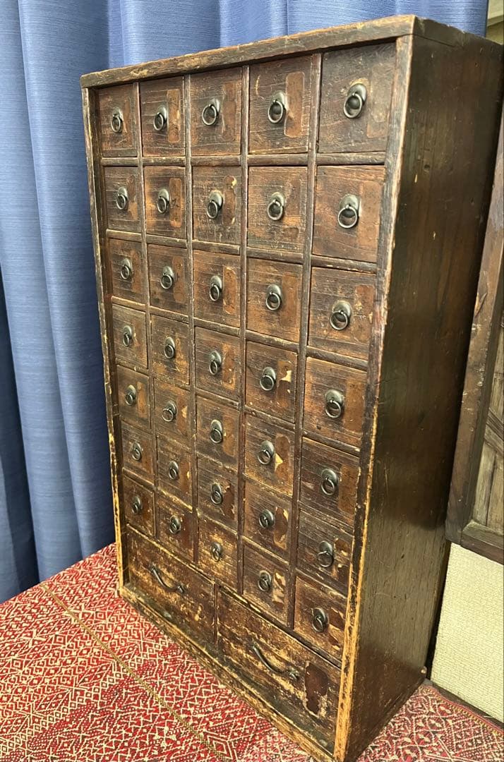 アンティーク　薬箪笥36個
