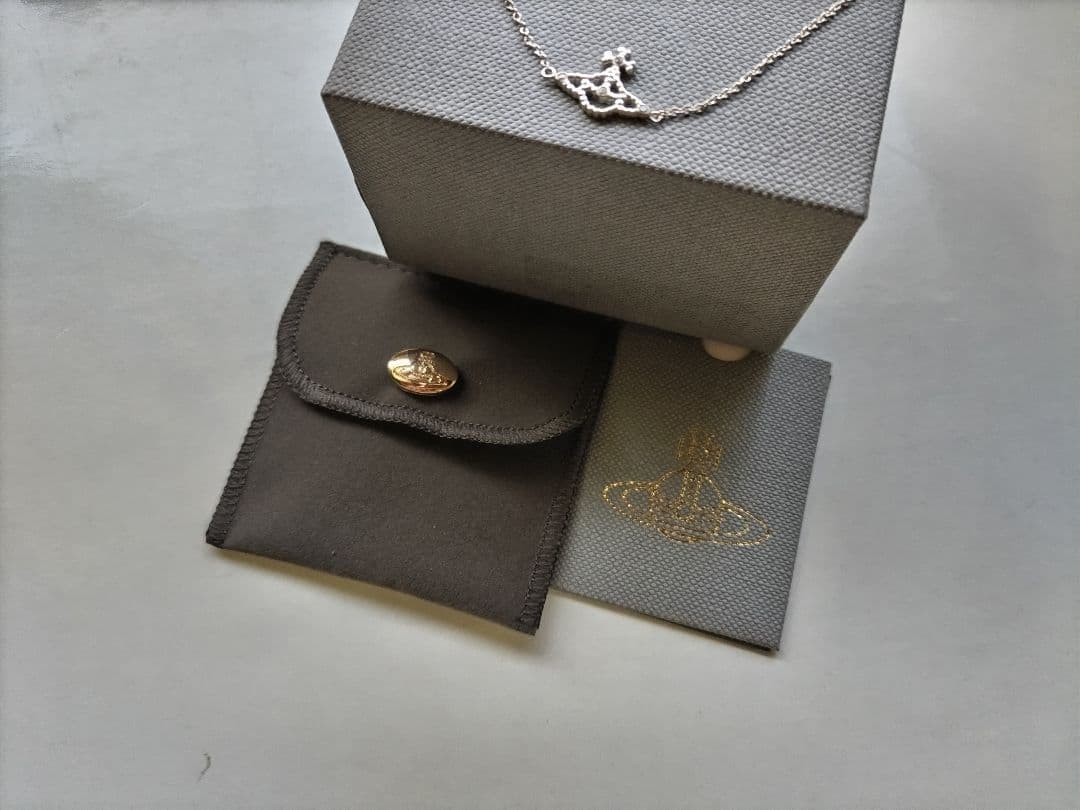 未使用品 Vivienne Westwood シルバーブレスレット