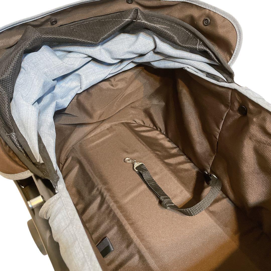 コンビ　ペットカート　ミリミリライト　ライトグレー　COMBI 軽量