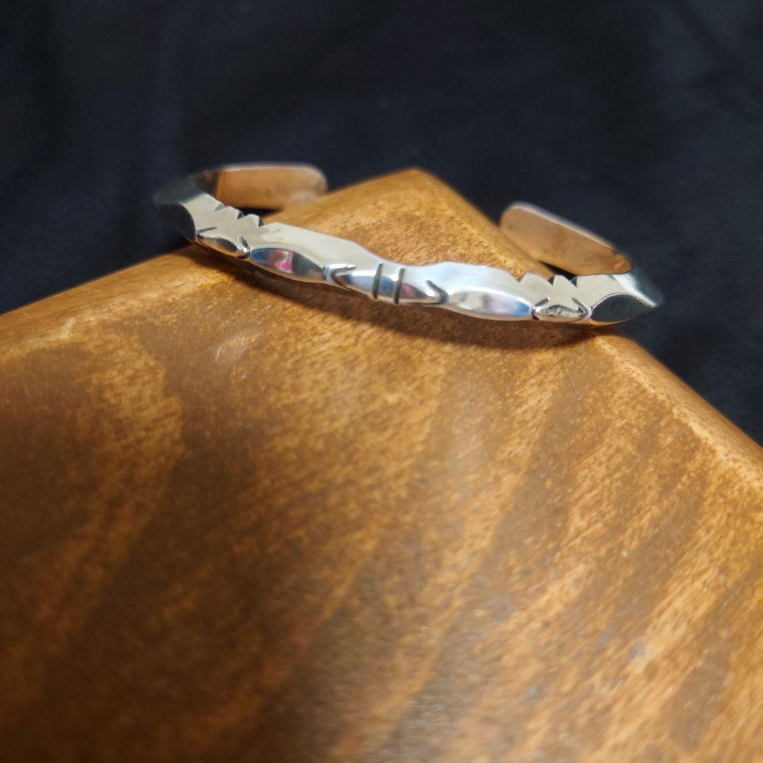 BIG HAND ビックハンド シルバー バングル