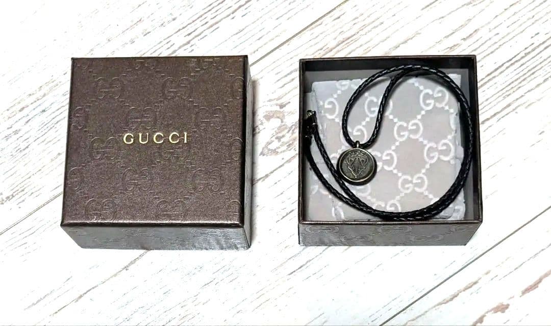 GUCCI 型ペンダントネックレス