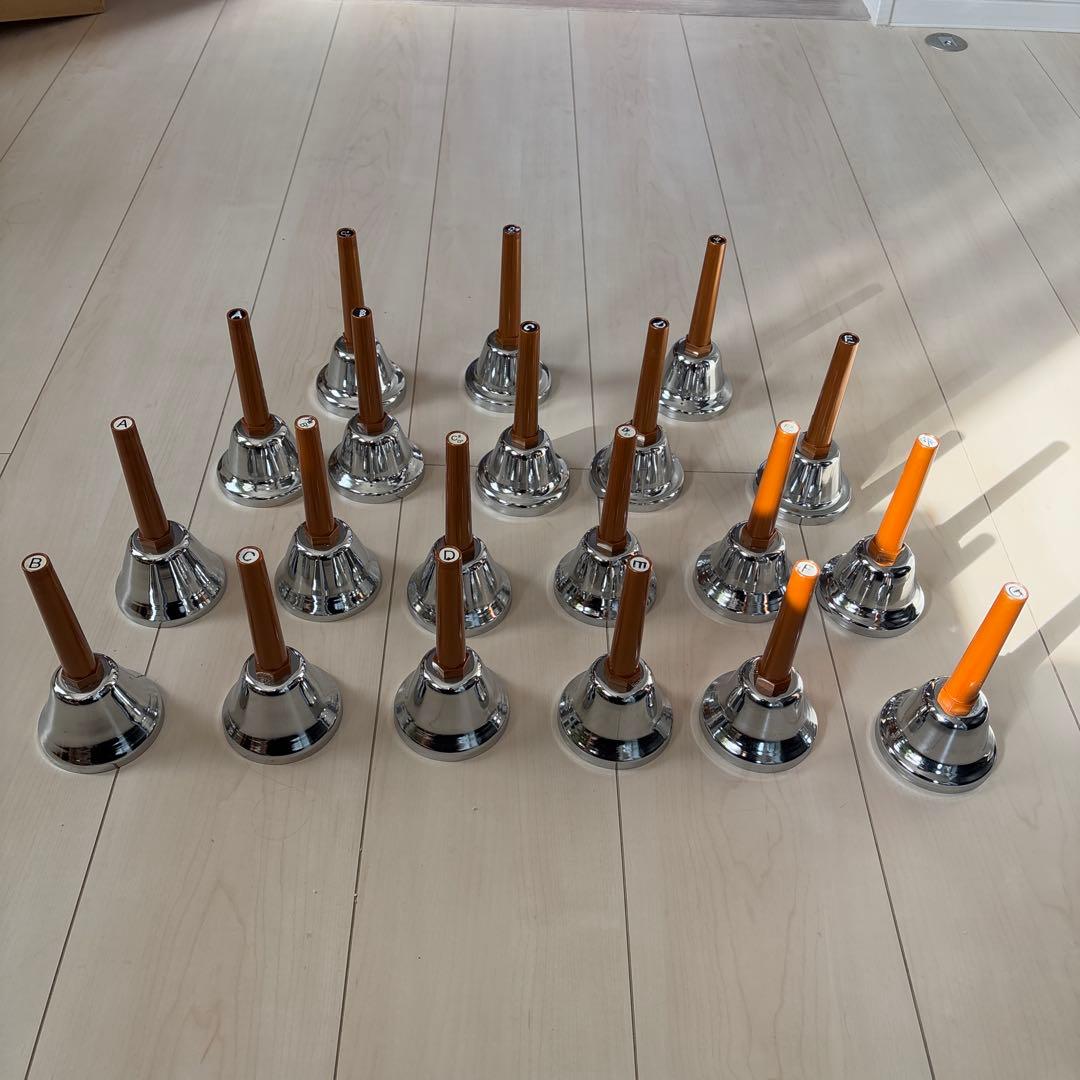 ハンドベル 20個セット シルバーとオレンジ