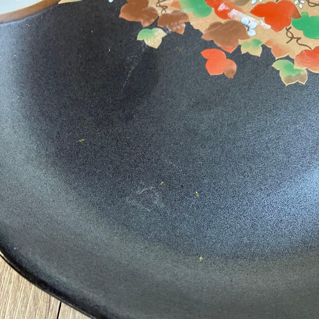 3F 【美品】九谷焼 廣斎 飾皿 大皿 盛皿 蔦 金彩 伝統工芸 黒地 華やか