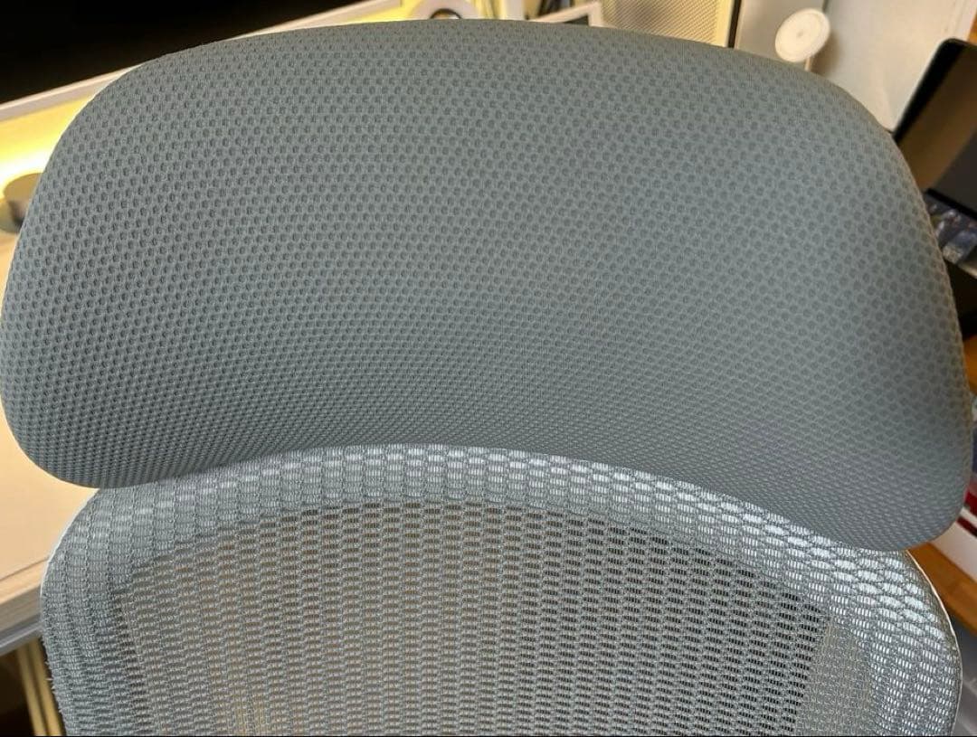 オカムラ　シルフィー　ライトグレー