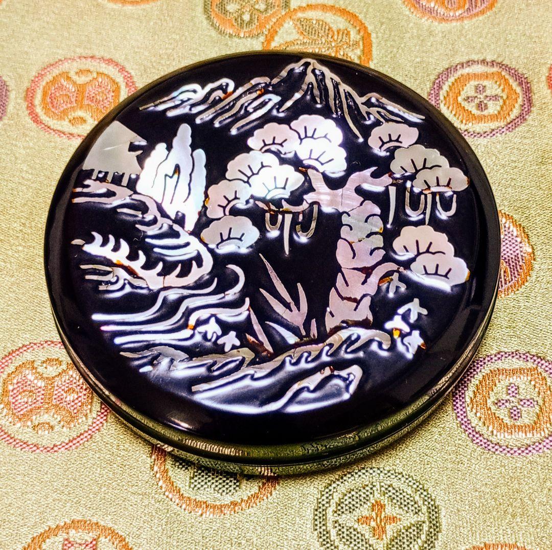 茶道具　香合　青貝螺鈿　青貝入山水香合　共箱