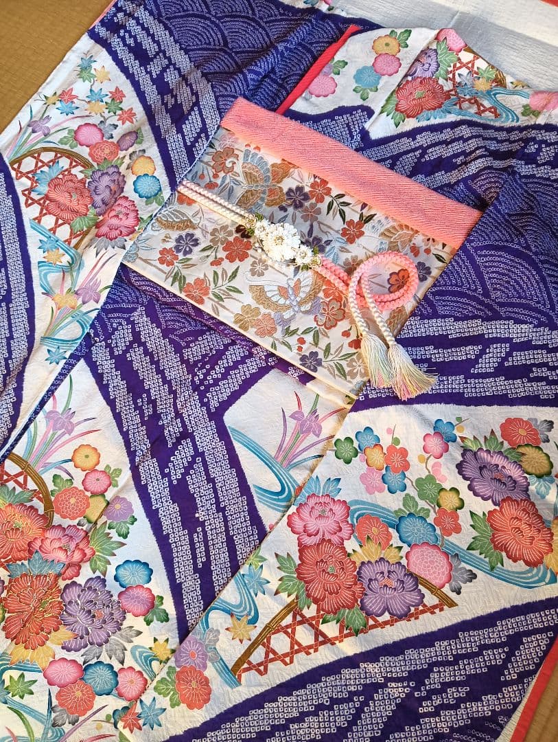 なっちゃん　振袖フルセット　絞りに型染　古典柄　美品　トールサイズ