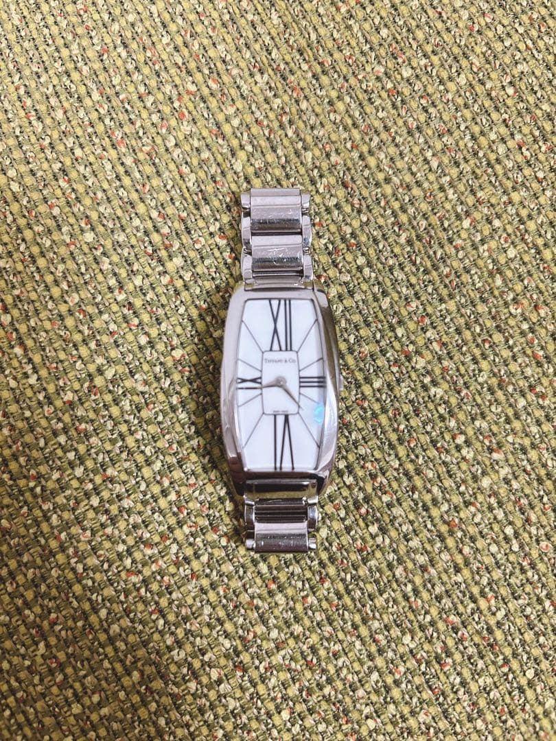 ティファニー トノー型 レディース腕時計 電池切れ