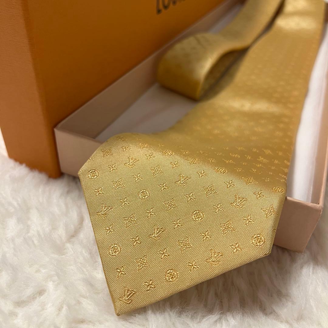 極美品！ 現行品 ルイヴィトン ネクタイ モノグラム