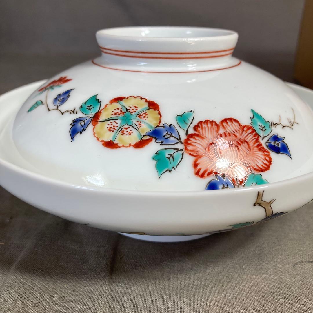 【柿右衛門】赤絵の伝統　人間国宝　十三代酒井田柿右衛門作　錦牡丹文　蓋鉢